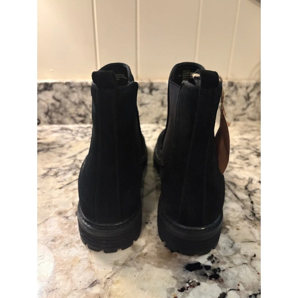 Sofft Leah Chelsea Boots 11M Black Suede Waterproof Pull-On Lug Sole Fall NWOB